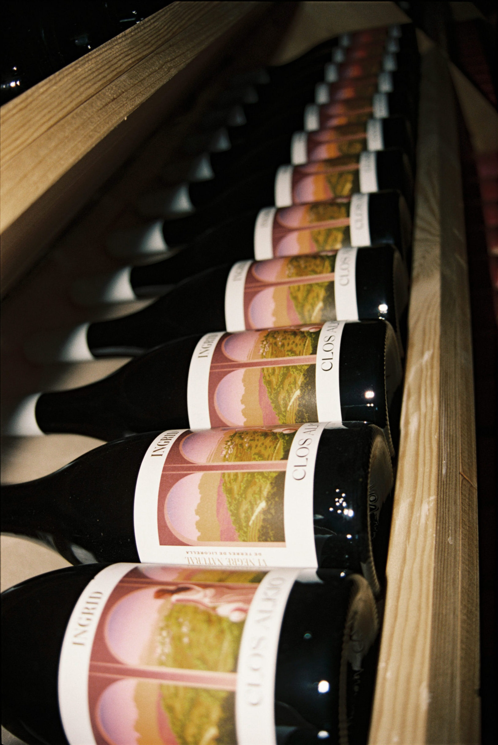 Barrel and bottles in the Clos Alkio cellar